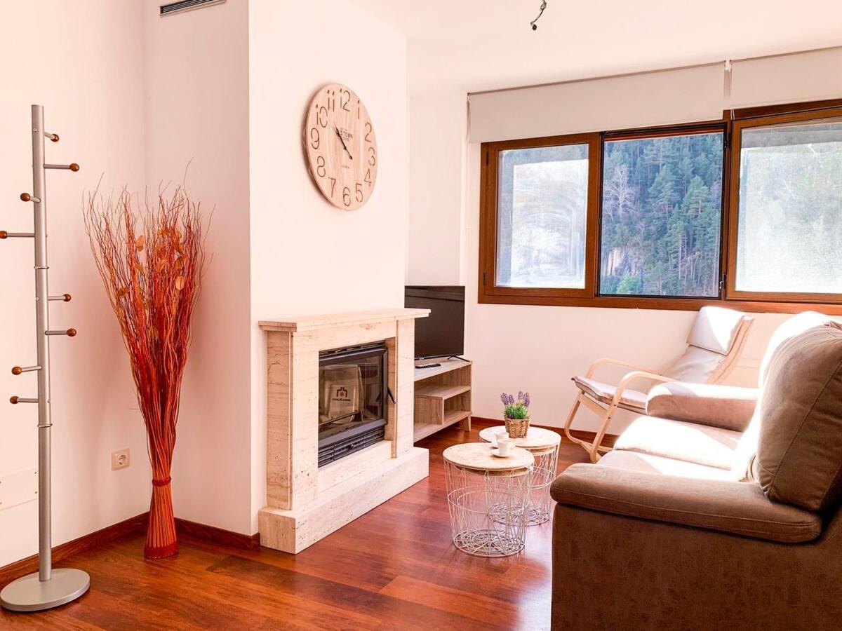 Apartamento Font Blanca En Arinsal Mas de Ribafeta ภายนอก รูปภาพ