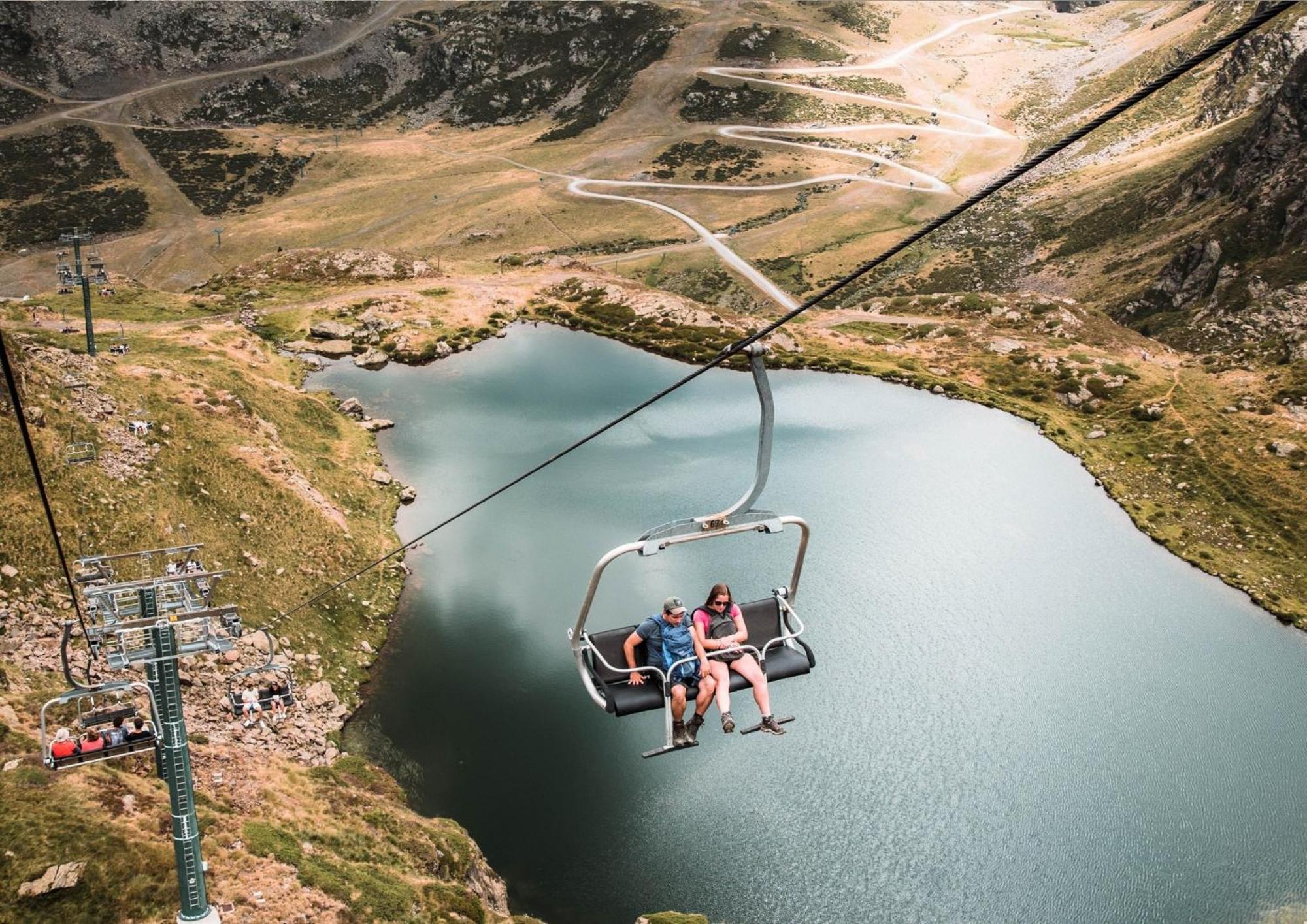 Apartamento Font Blanca En Arinsal Mas de Ribafeta ภายนอก รูปภาพ